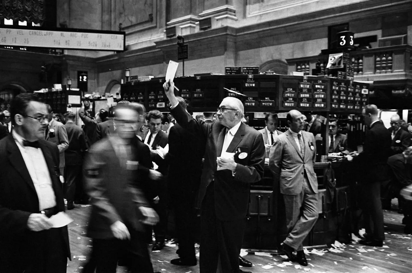 Binance Adds 11 US-Listed ETFs to Wealth Service - Hashtag Web3 article cover