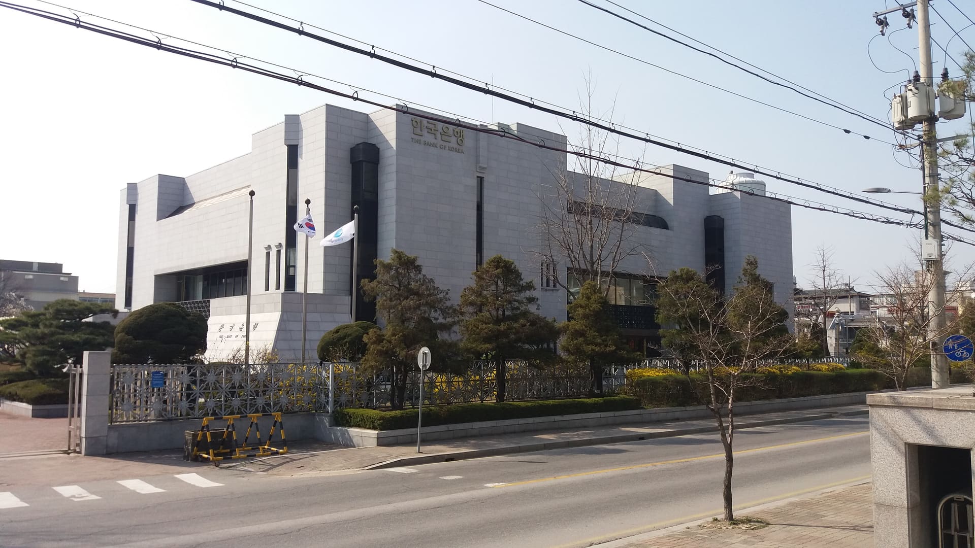 Bank of Korea Sets Out Stablecoin Forex Law Plan in Audit Filing - Hashtag Web3 article cover